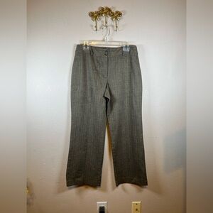 Stylish Gallic Women's Tweed Cropped Pants in Brown/Ivory. Size 12P